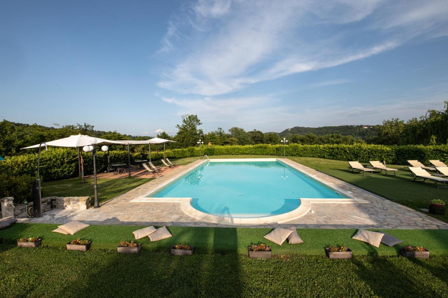 אניירי Agriturismo Il Sasso מראה חיצוני תמונה