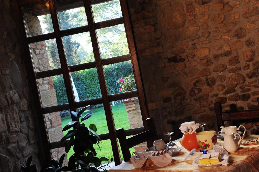 אניירי Agriturismo Il Sasso מראה חיצוני תמונה