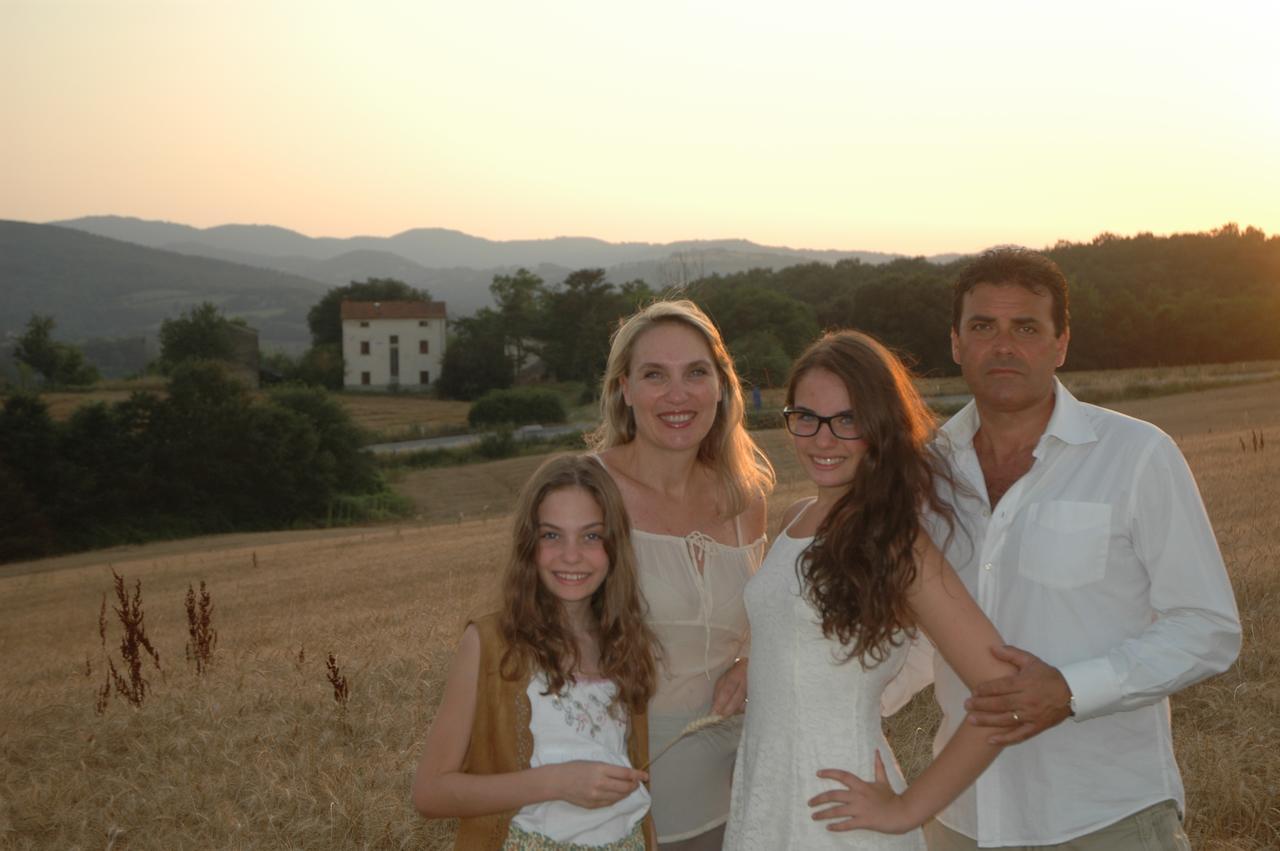 אניירי Agriturismo Il Sasso מראה חיצוני תמונה