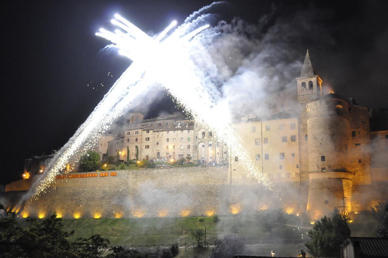 אניירי Agriturismo Il Sasso מראה חיצוני תמונה